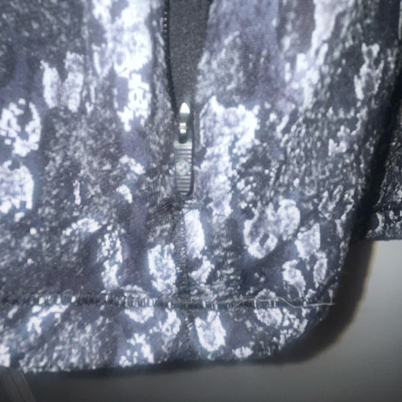 Lululemon Run Briskly 1/2 Zip
Eventide Jacquard Black Alpine White - Picture 4 of 5